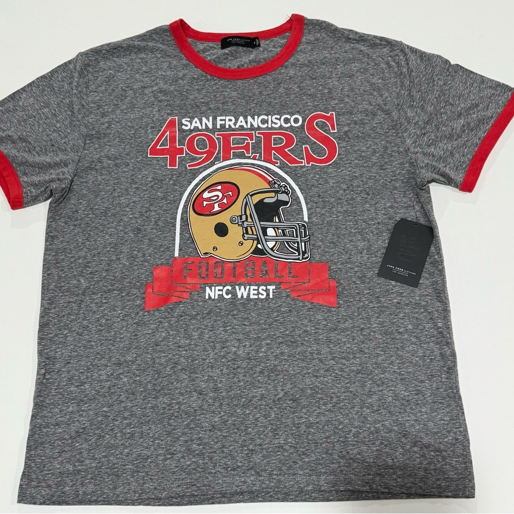 San Francisco 49ers Gray and Red THROWBACK HELMET FLEA MARKET TEE SIZE XL